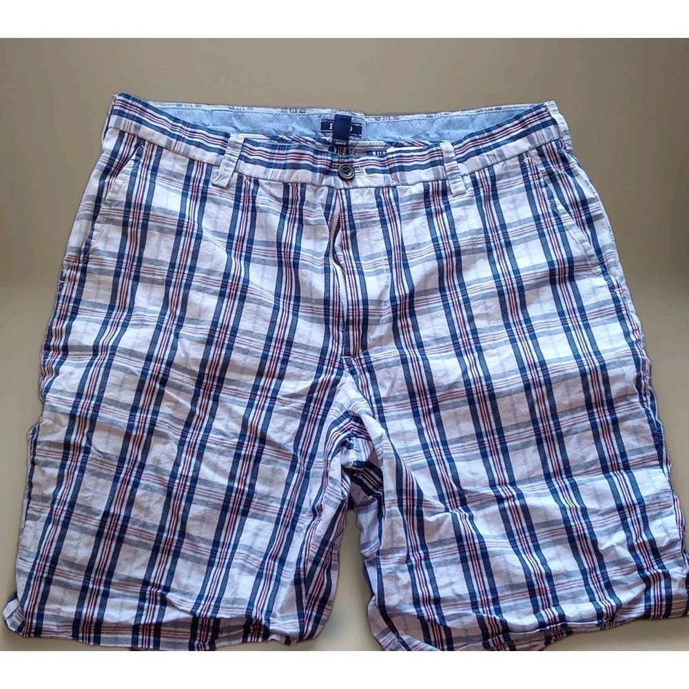 Izod Mens Size 36 Red & Blue Plaid Flat Front Casual Golf Shorts‎ Preppy